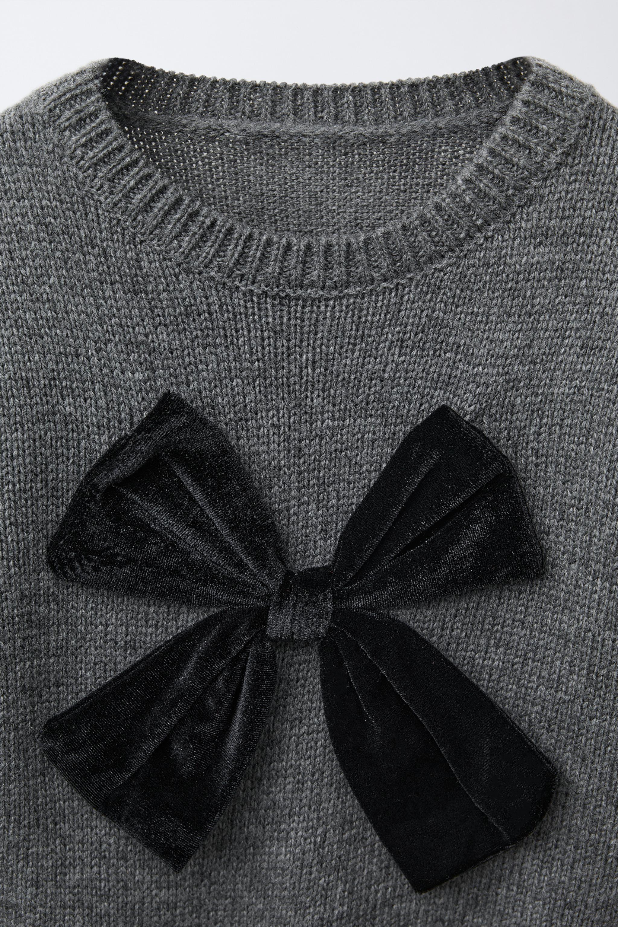 KNIT JUMPER WITH VELVET BOW